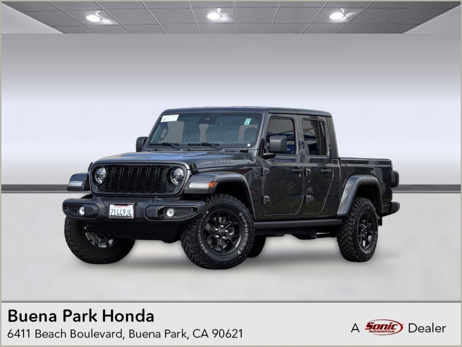 2025 Jeep Gladiator Willys photo 1
