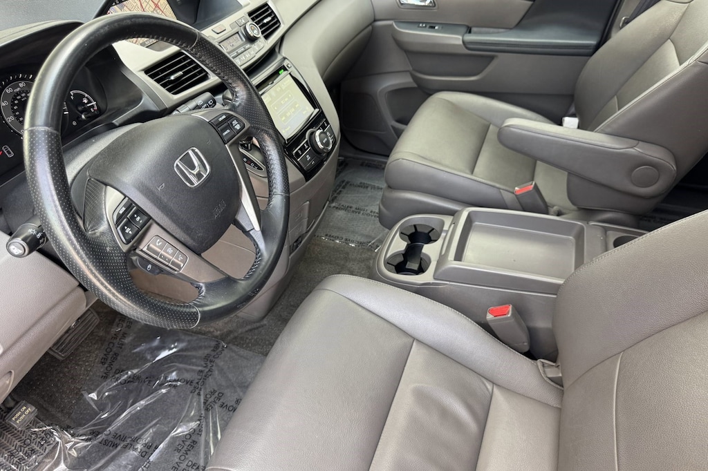 Used 2016 Honda Odyssey EX-L Van Passenger Van