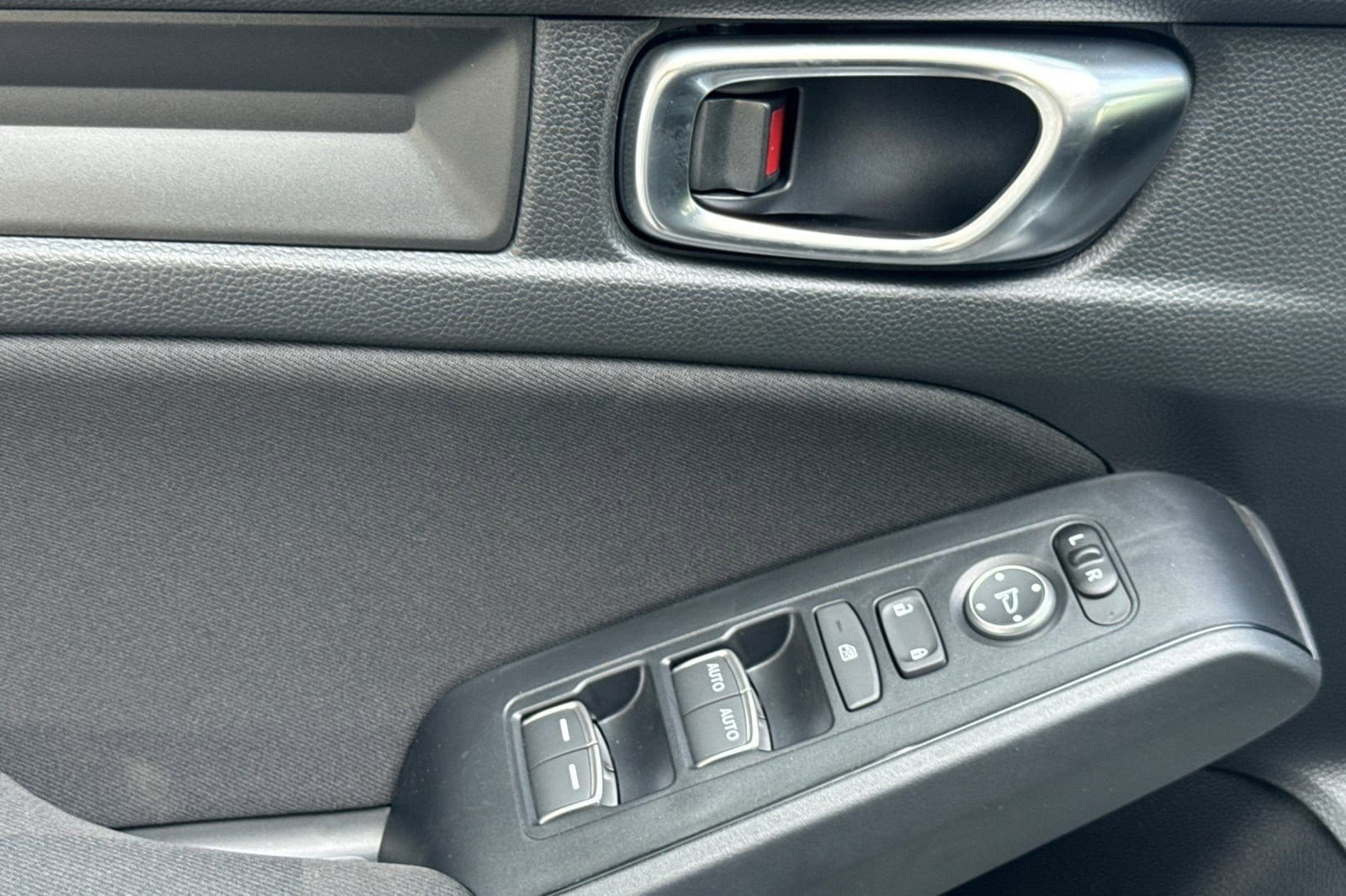 2026 Honda Civic Hatchback Sport - Photo 13