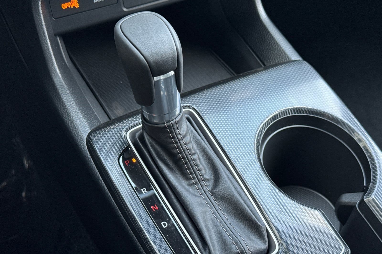 2026 Honda Civic Hatchback Sport - Photo 16