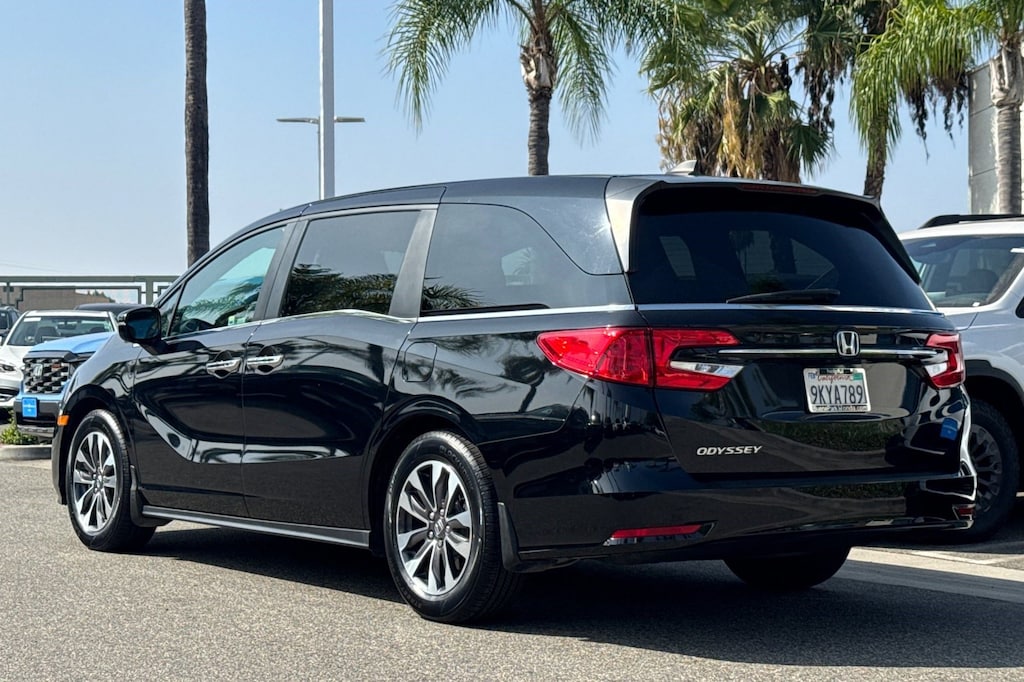 Used 2024 Honda Odyssey EX-L Van