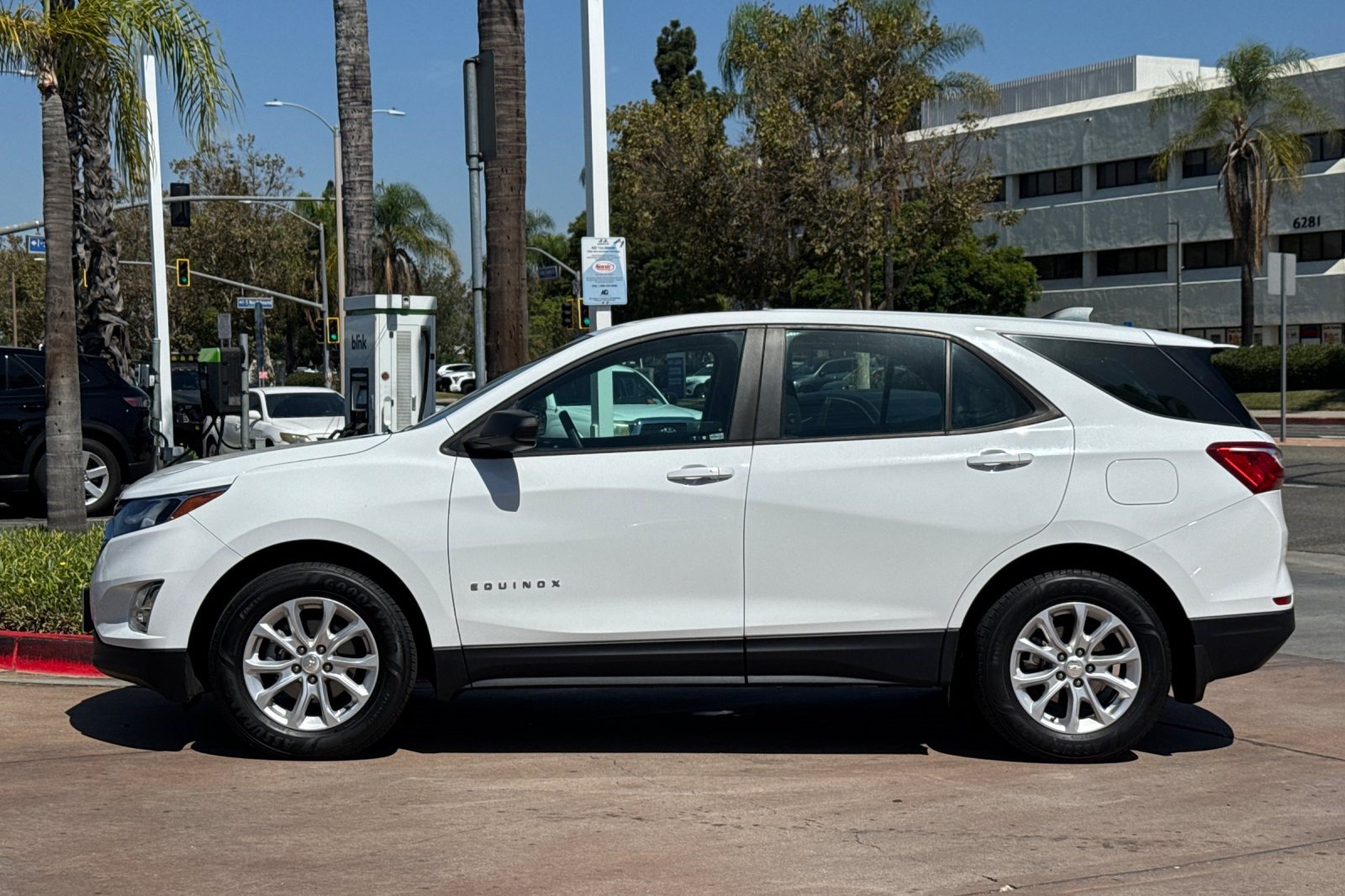 Used 2020 Chevrolet Equinox LS with VIN 3GNAXHEV8LS563921 for sale in Buena Park, CA