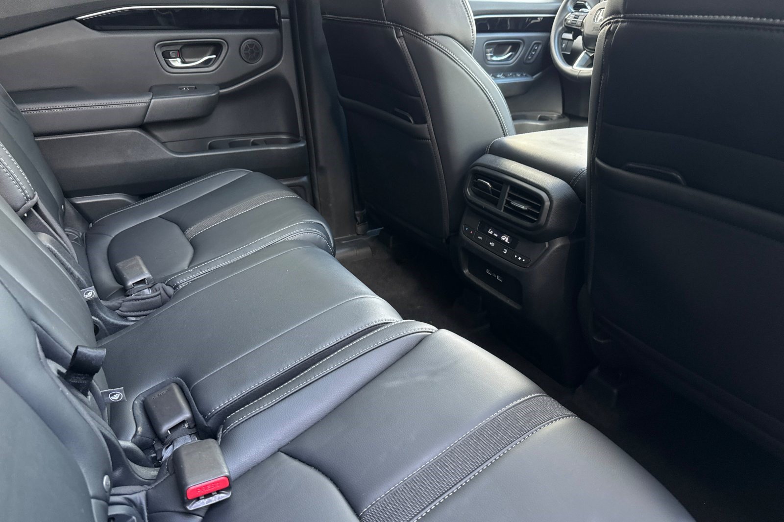 2023 Honda Pilot Touring - Photo 33
