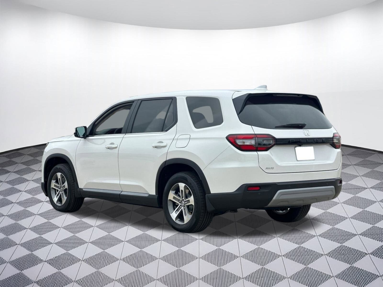 2025 Honda Pilot EX-L photo 2