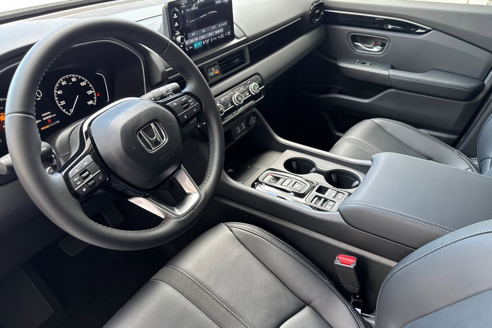 2025 Honda Pilot EX-L photo 3