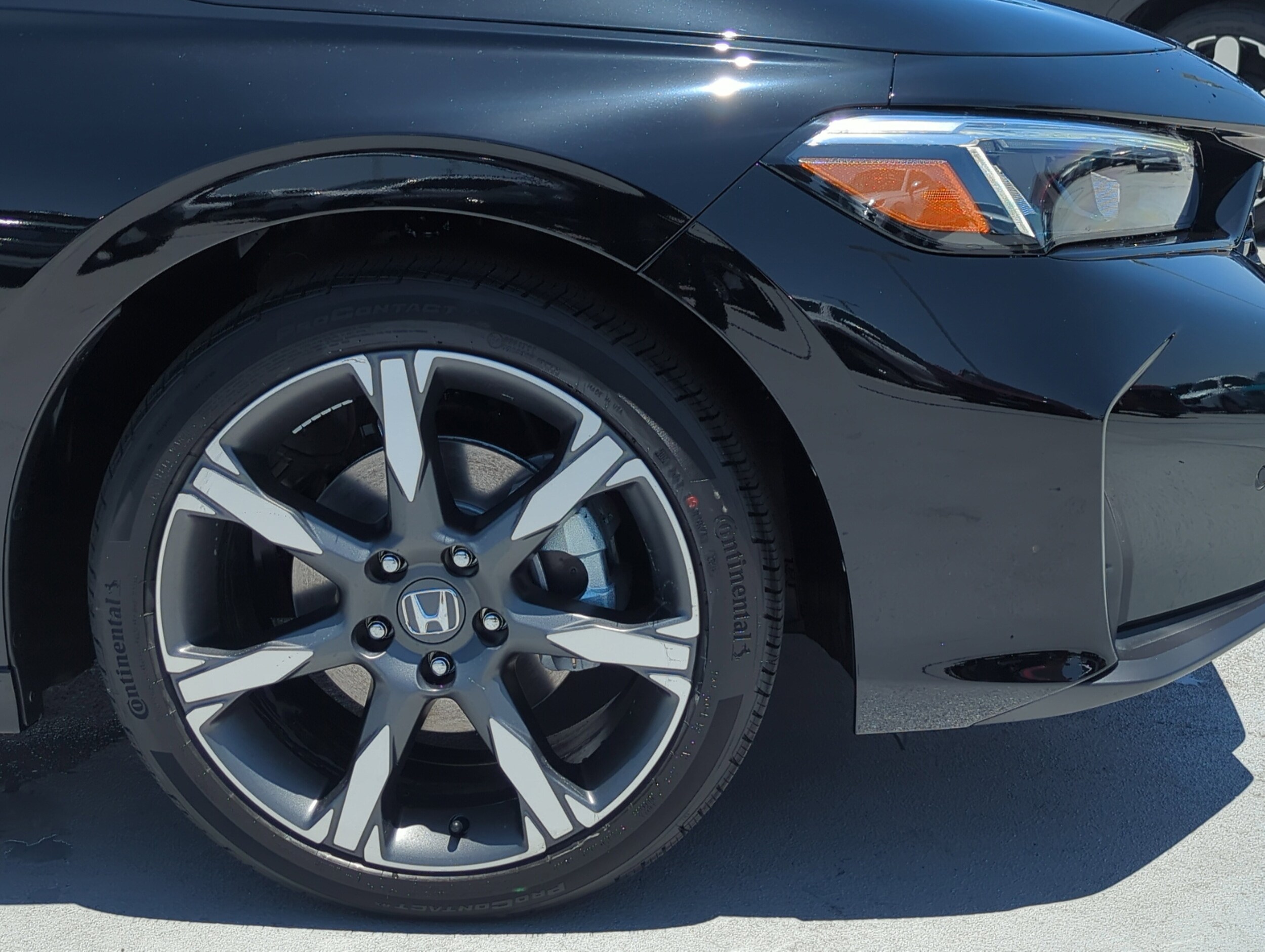 2025 Honda Civic Hybrid Sport photo 3