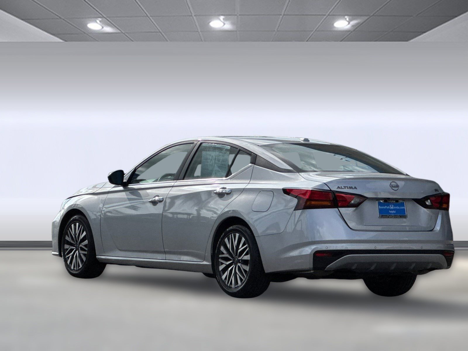 2024 Nissan Altima 2.5 SV photo 3
