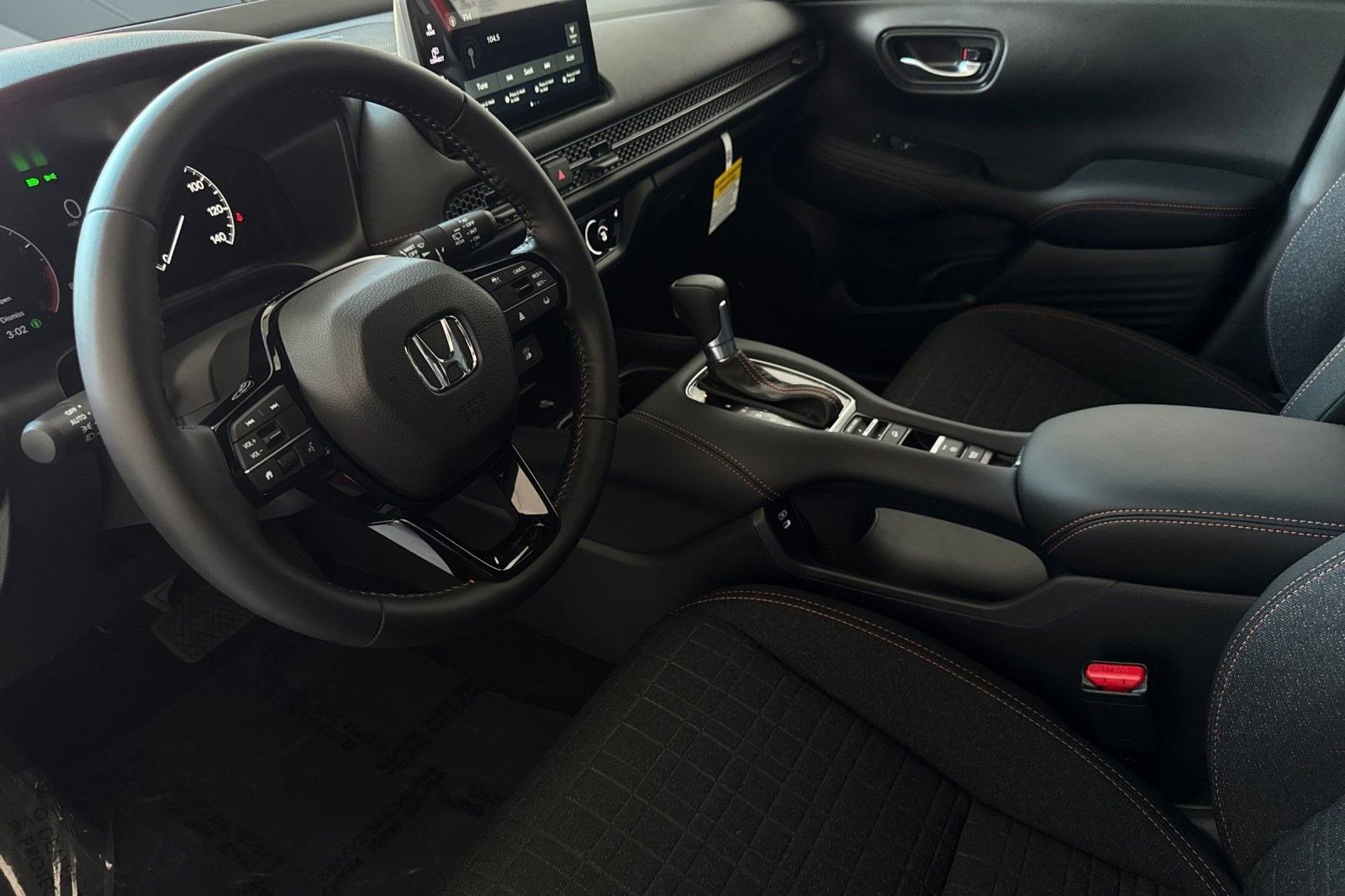 2026 Honda HR-V Sport photo 4