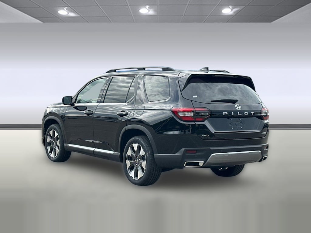 New 2026 Honda Pilot Touring SUV