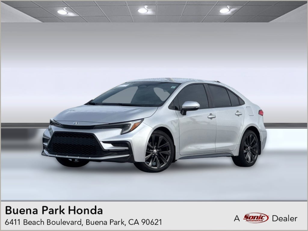 Used 2023 Toyota Corolla SE Sedan