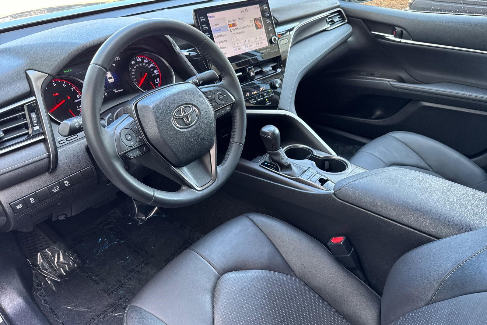 2022 Toyota Camry XSE photo 4