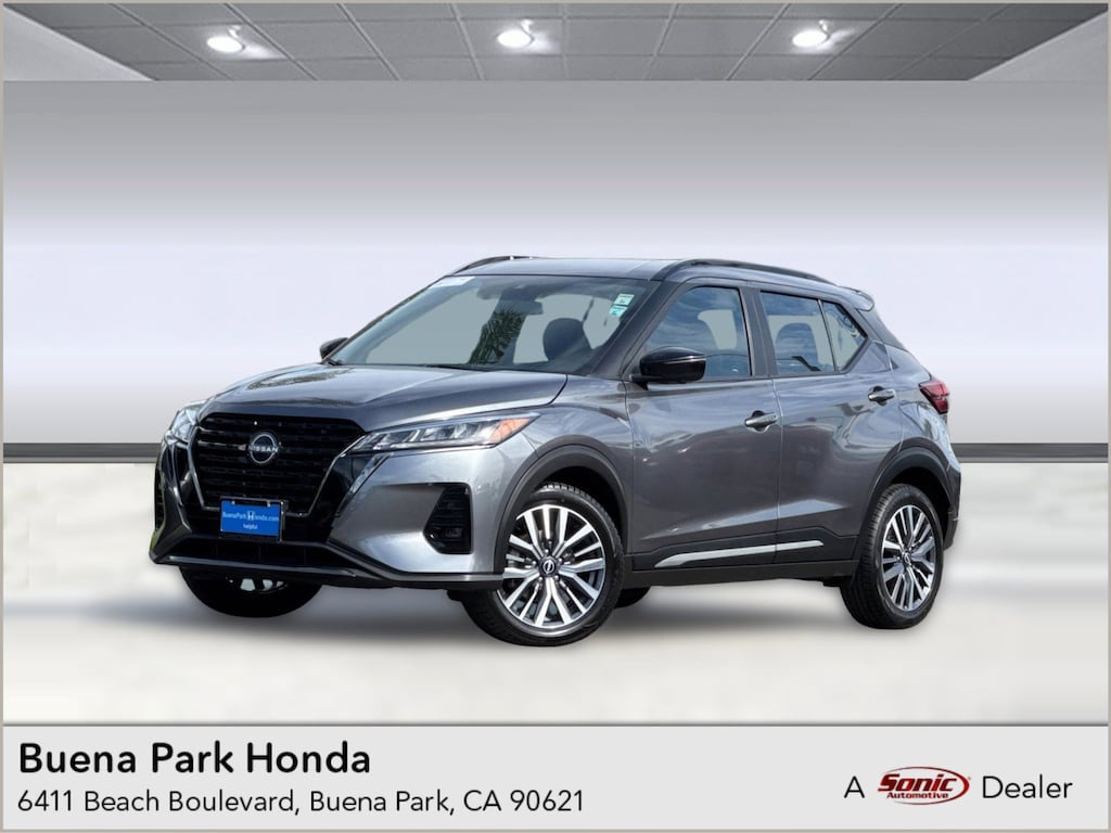 Used 2024 Nissan Kicks SR SUV