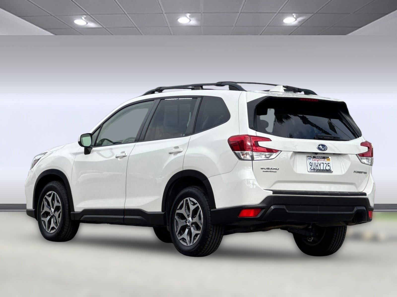 2019 Subaru Forester Premium photo 3