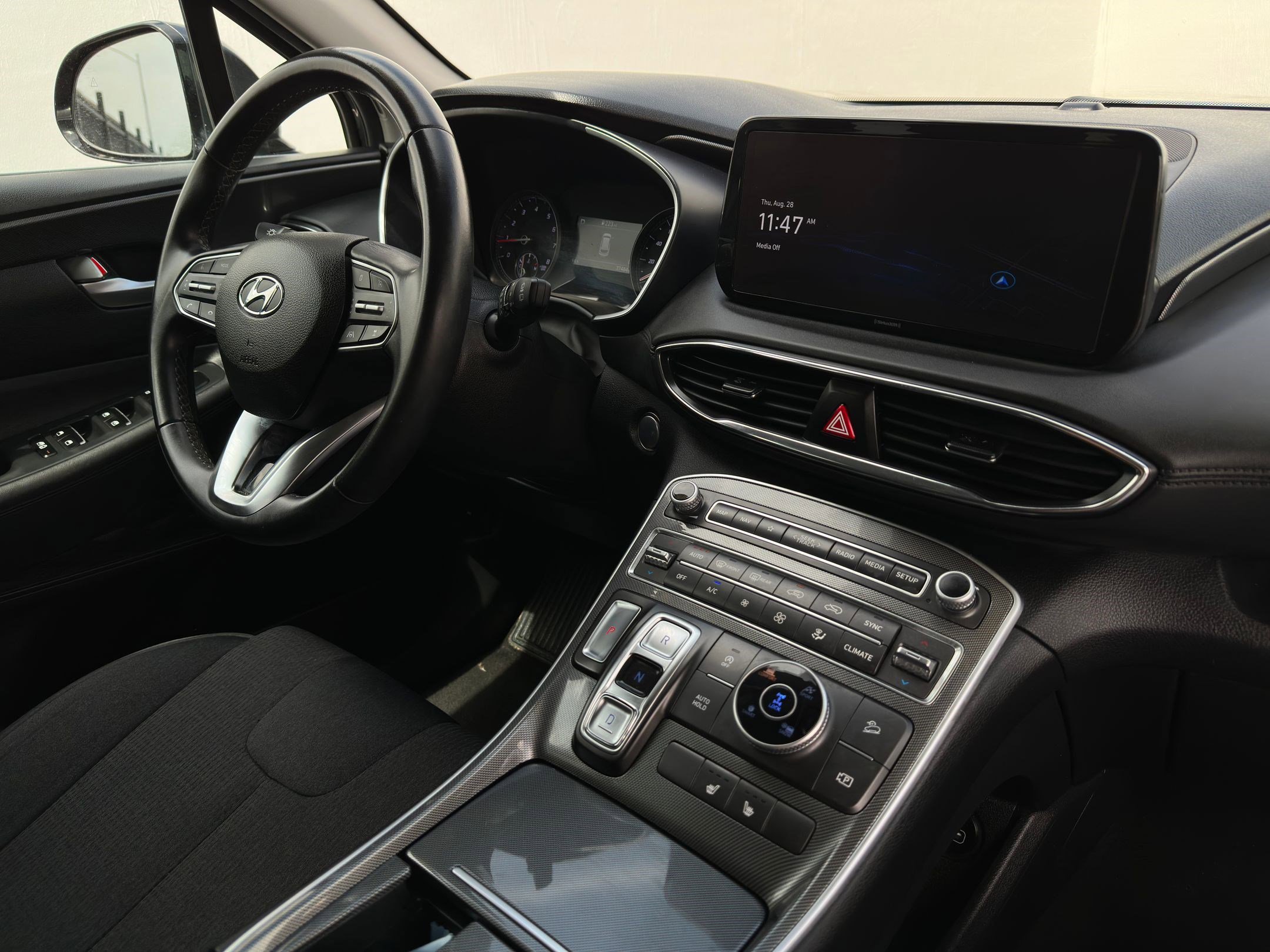 2023 Hyundai Santa Fe SEL photo 4