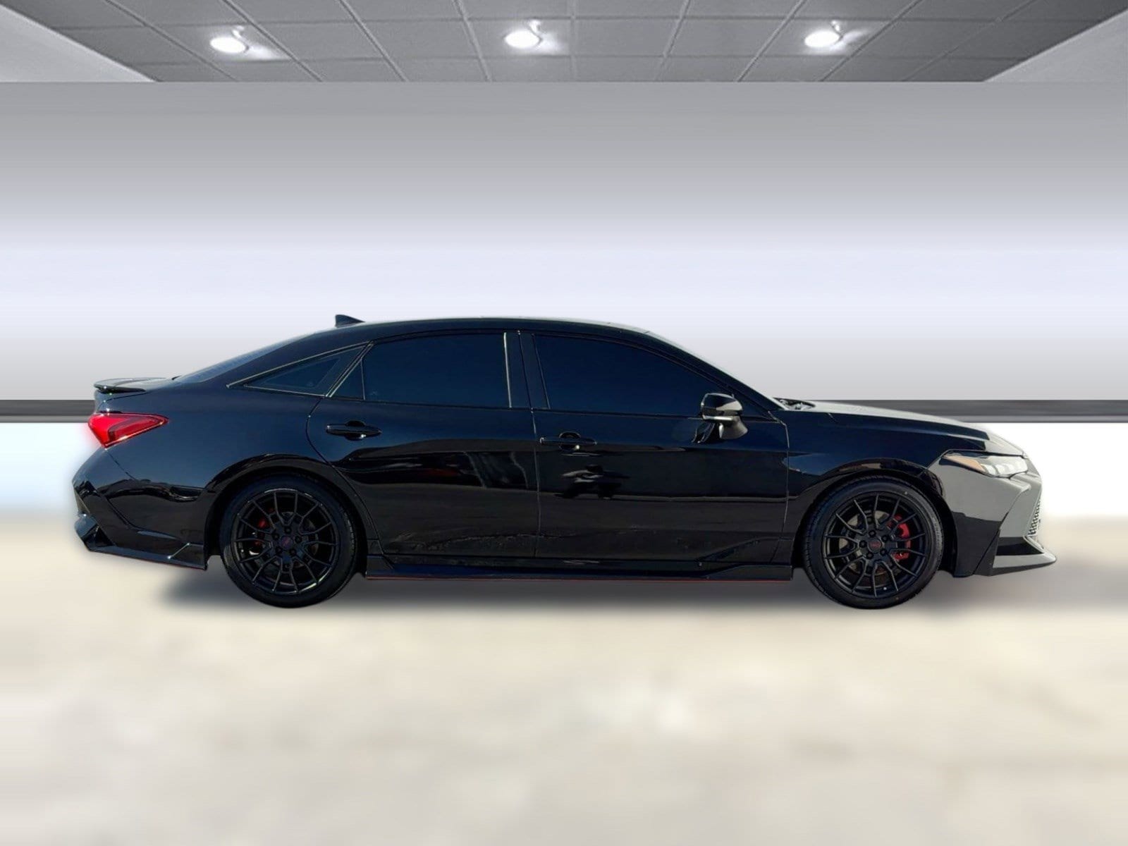 2021 Toyota Avalon TRD photo 5