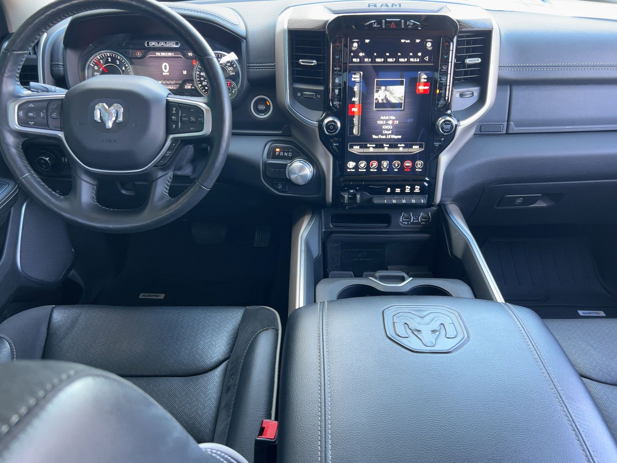 2020 Ram 1500 Laramie photo 4