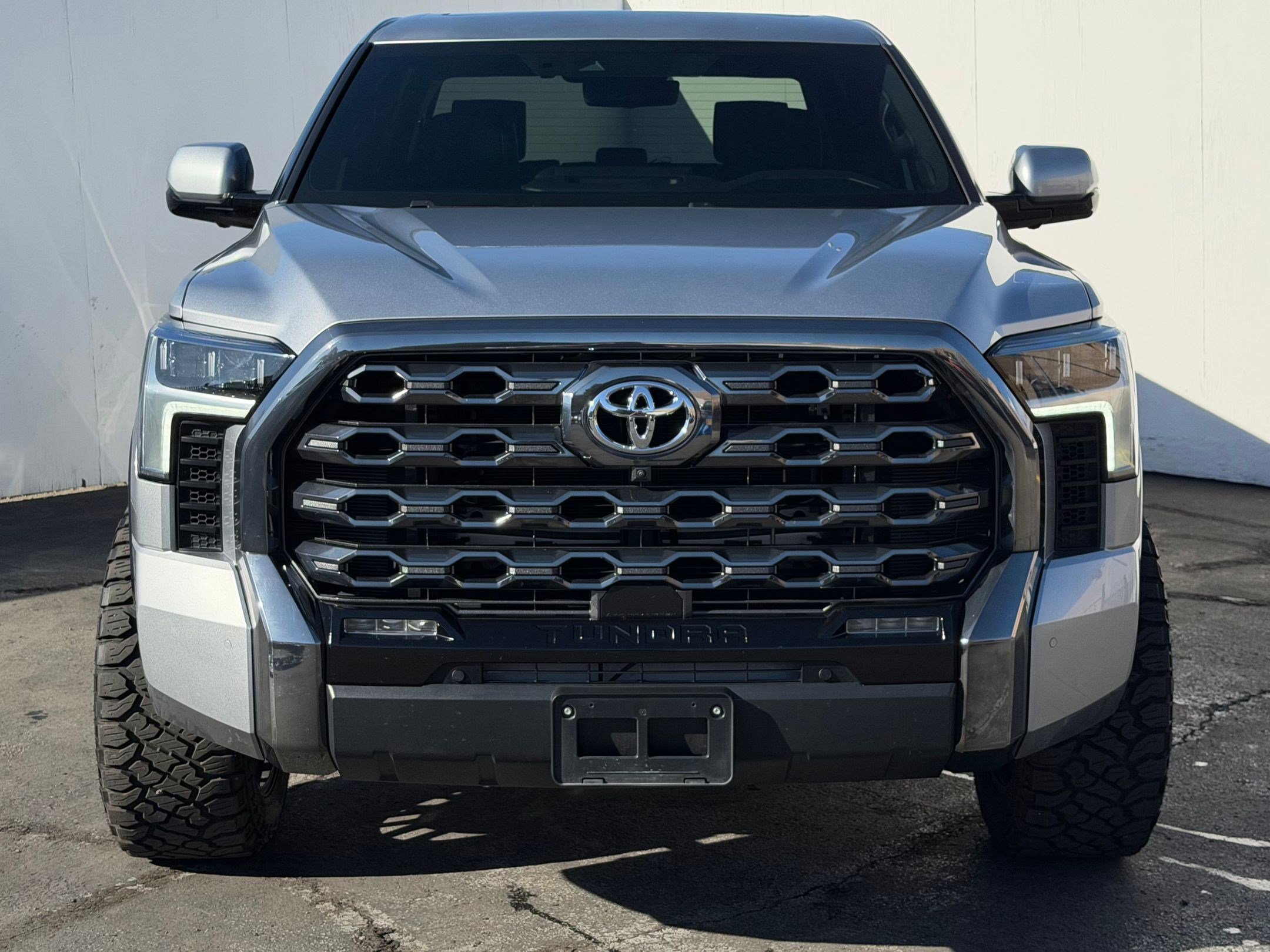 2024 Toyota Tundra Platinum CrewMax photo 4