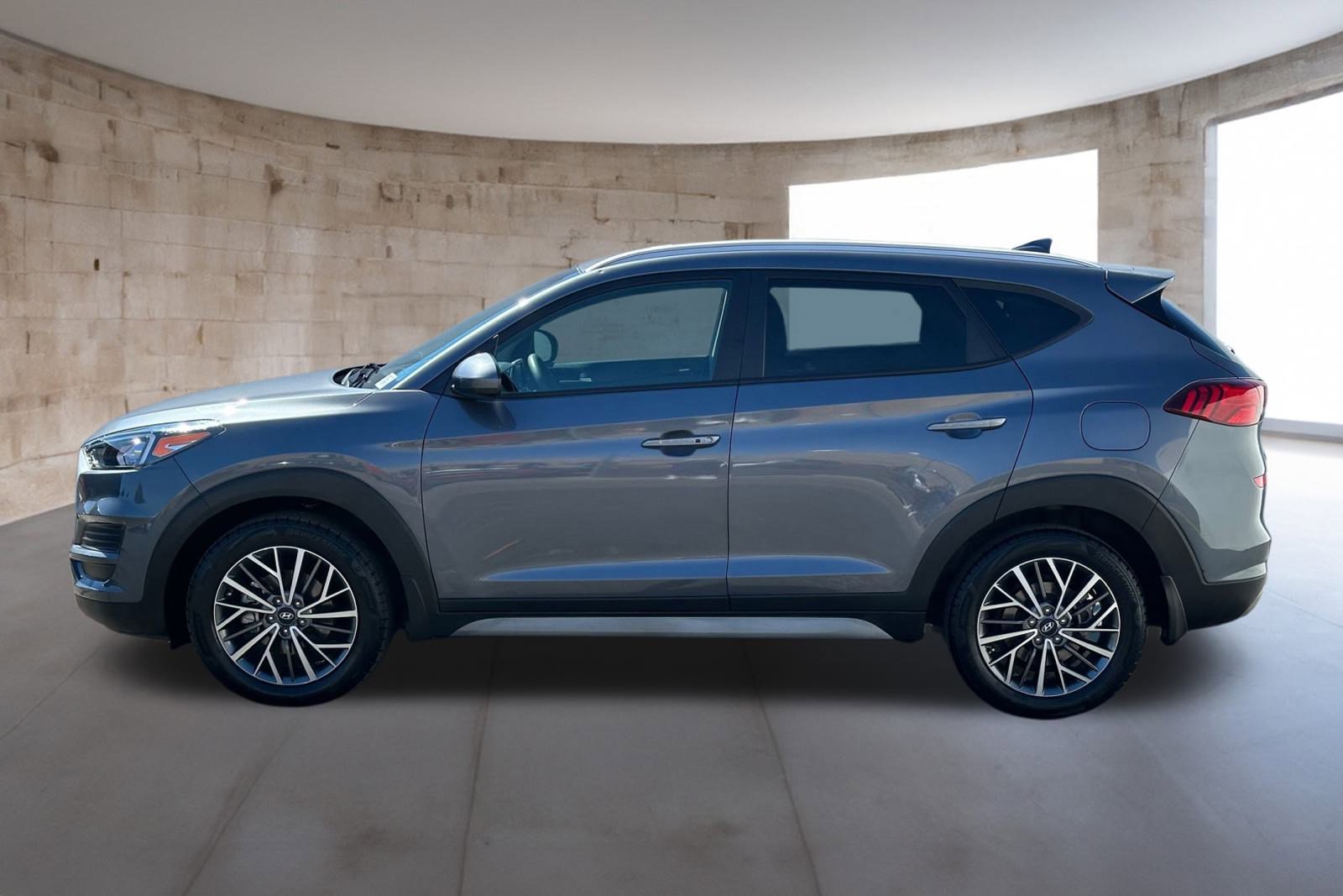 2021 Hyundai Tucson SEL photo 2