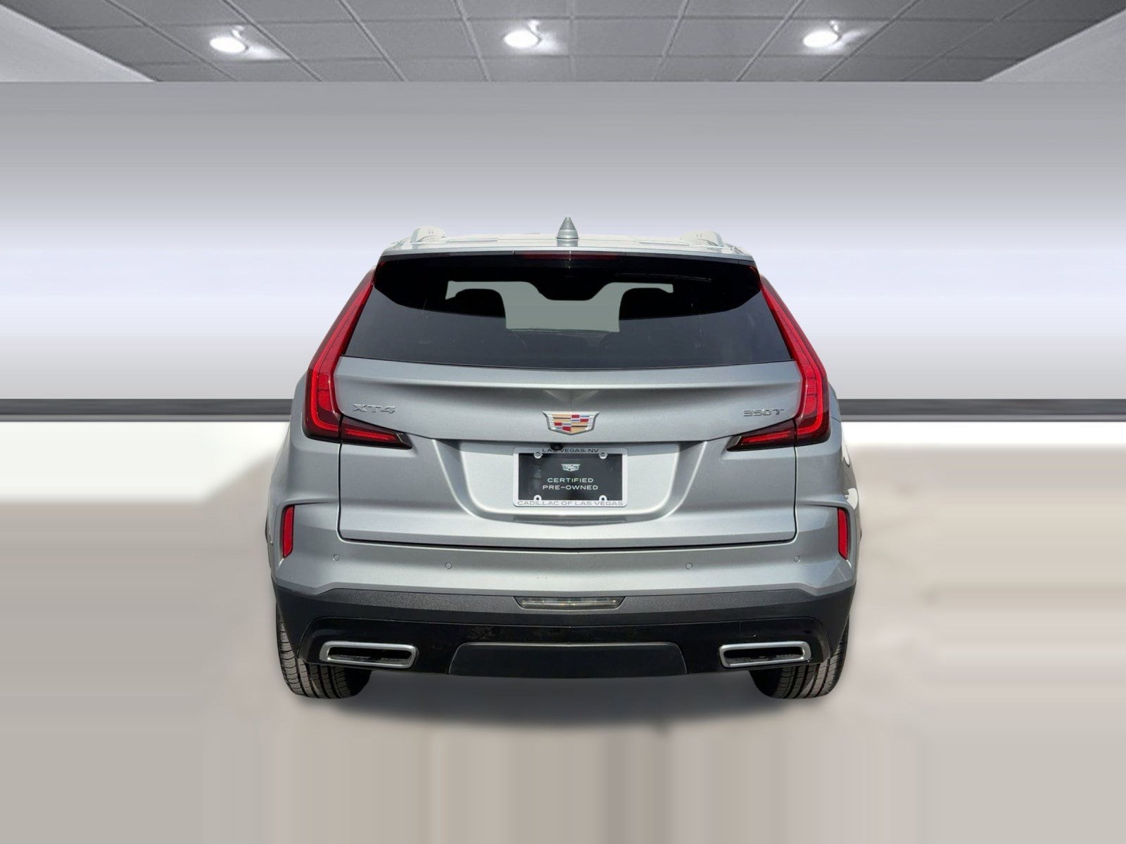 2025 CADILLAC XT4 Premium Luxury photo 3