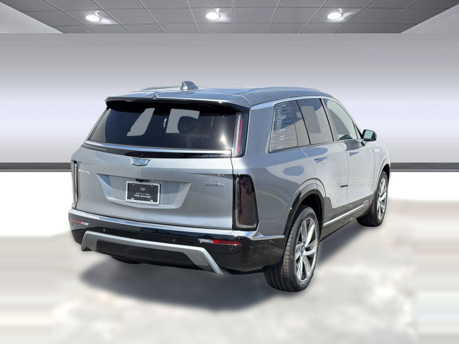 2026 CADILLAC VISTIQ Luxury photo 3