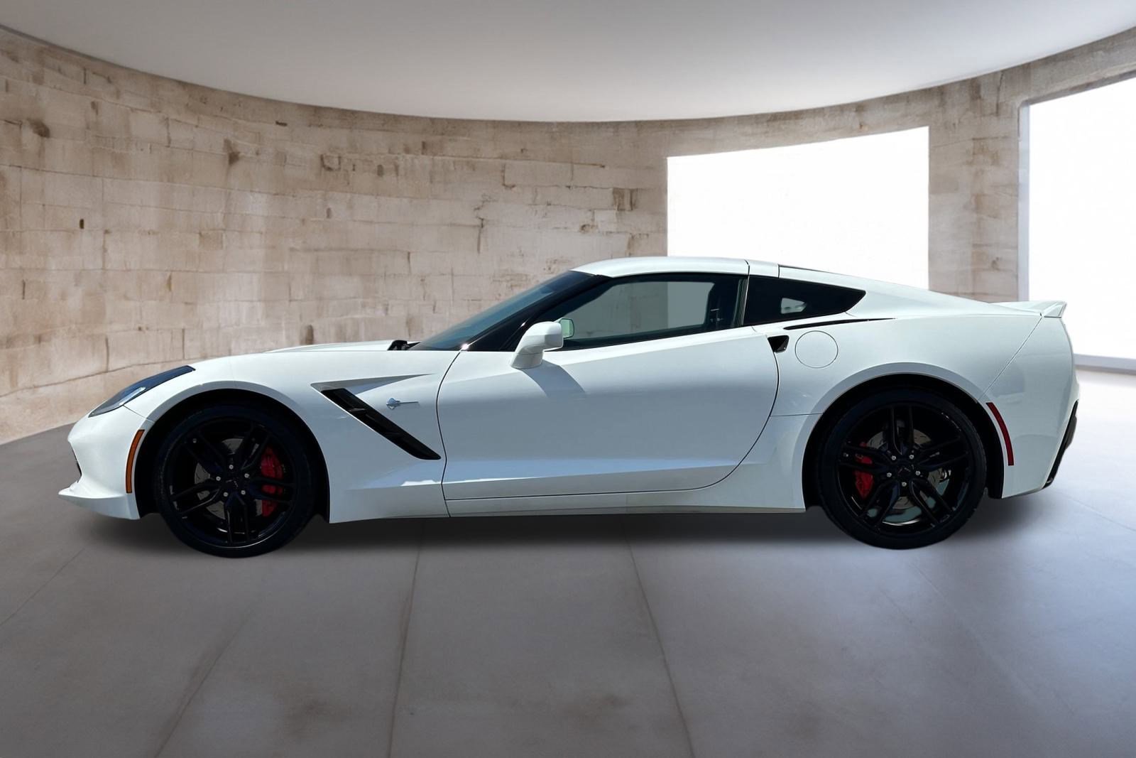 2016 Chevrolet Corvette Stingray Z51 photo 2
