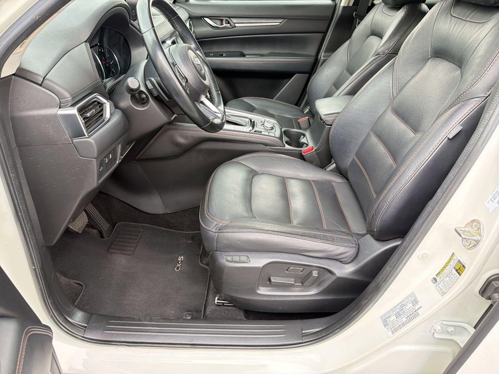 2020 Mazda Mazda CX-5 Grand Touring photo 4