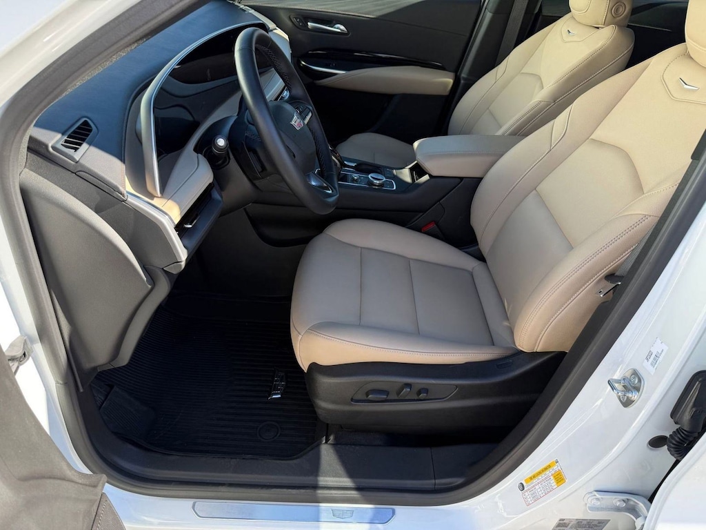 Certified 2024 CADILLAC XT4 Luxury SUV