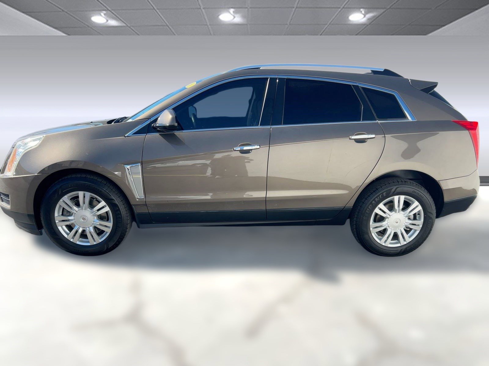 2016 Cadillac SRX Luxury photo 2