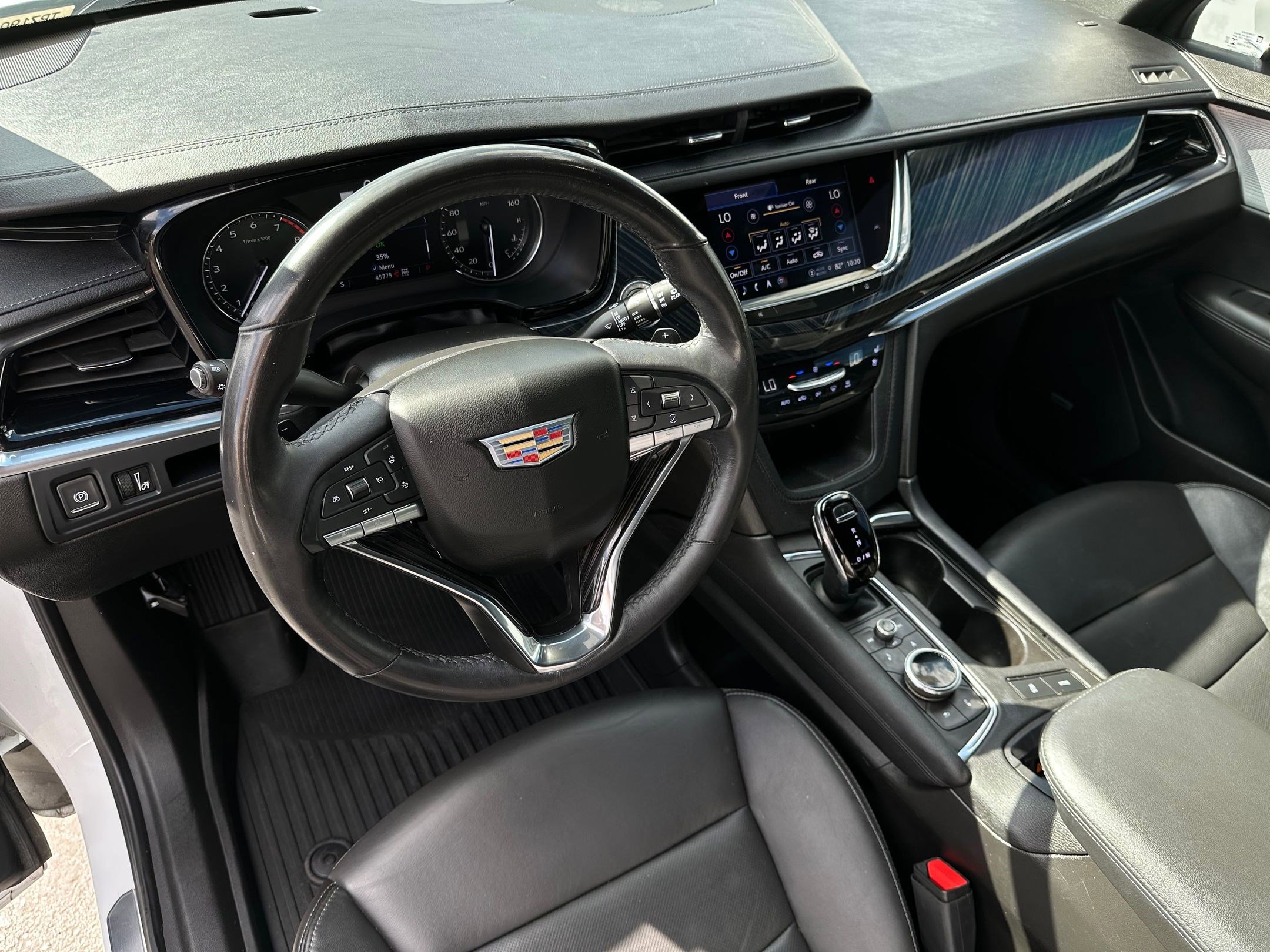 2023 Cadillac XT6 Premium Luxury photo 4