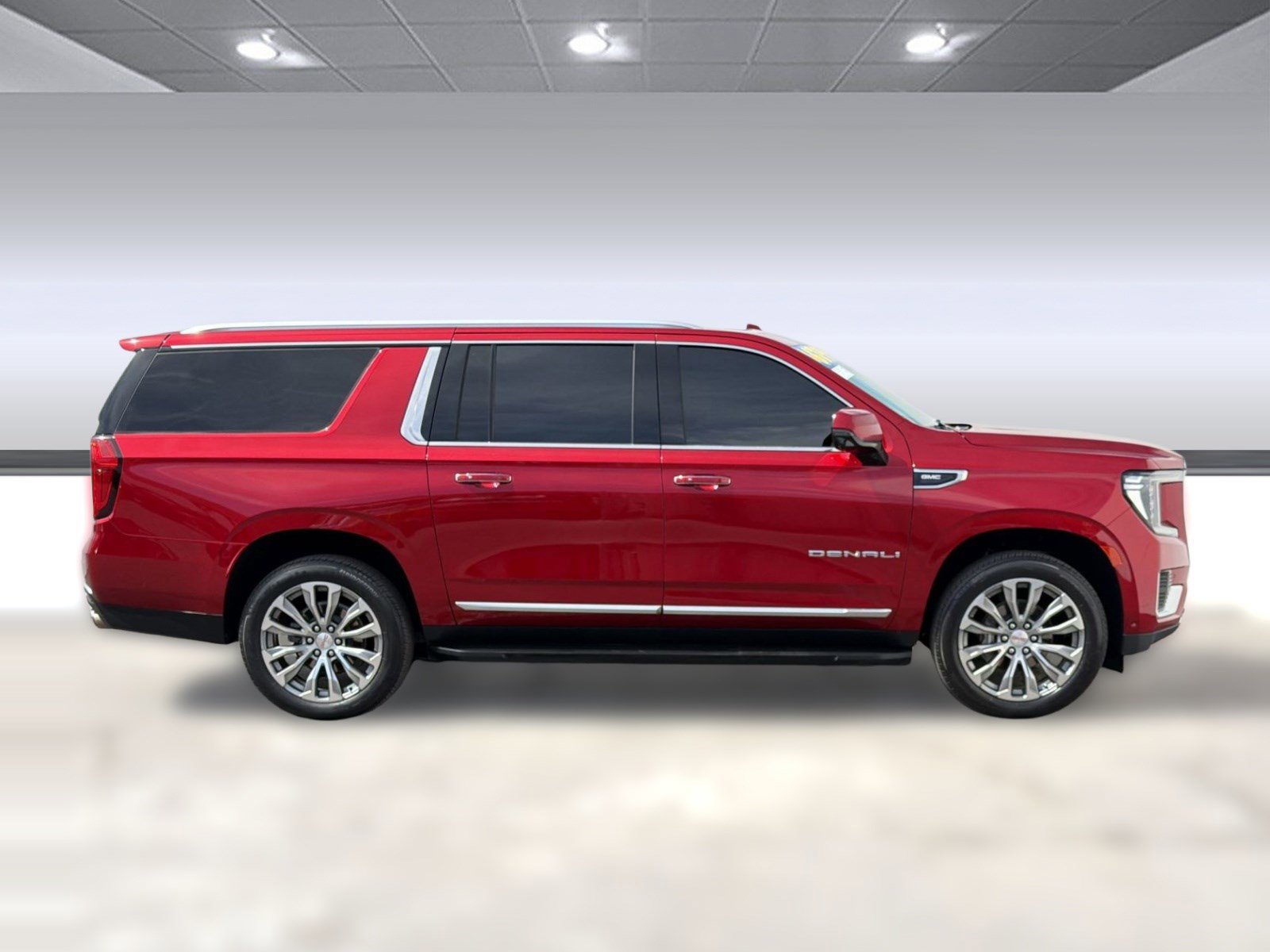2024 GMC Yukon XL Denali photo 3