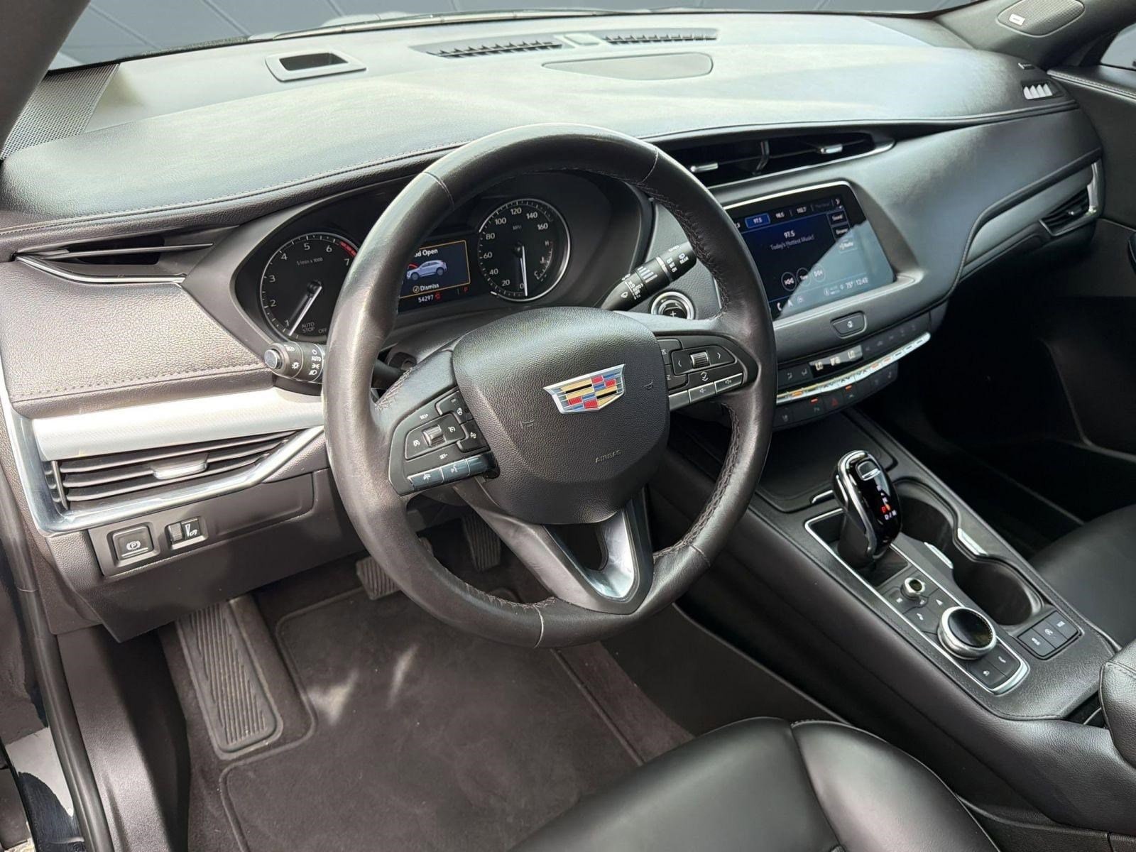 2023 CADILLAC XT4 Premium Luxury photo 2