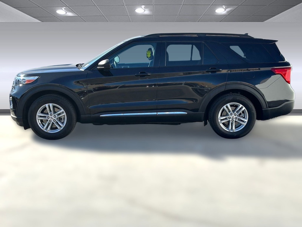 Used 2024 Ford Explorer XLT SUV