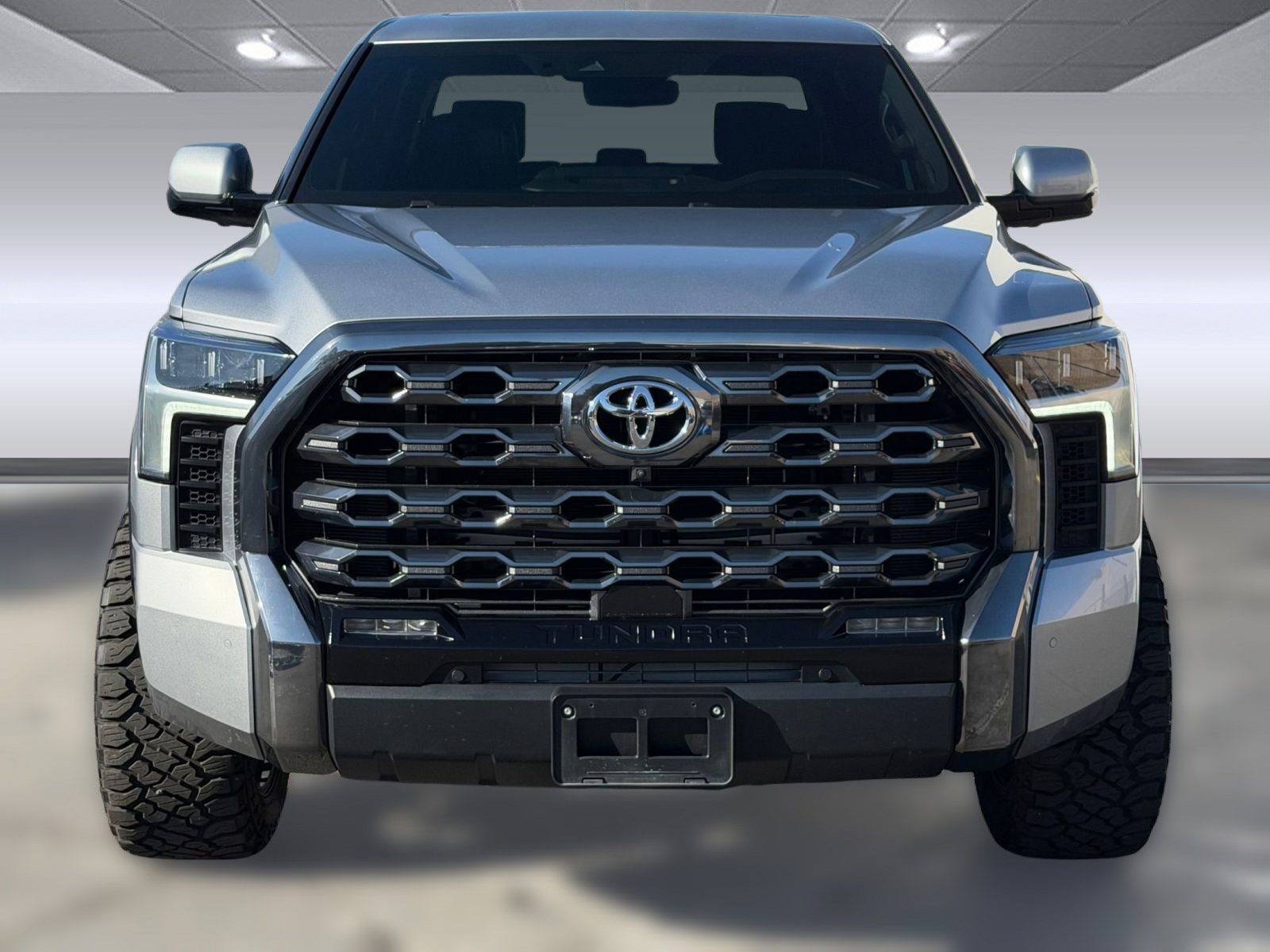 2024 Toyota Tundra Platinum CrewMax photo 4