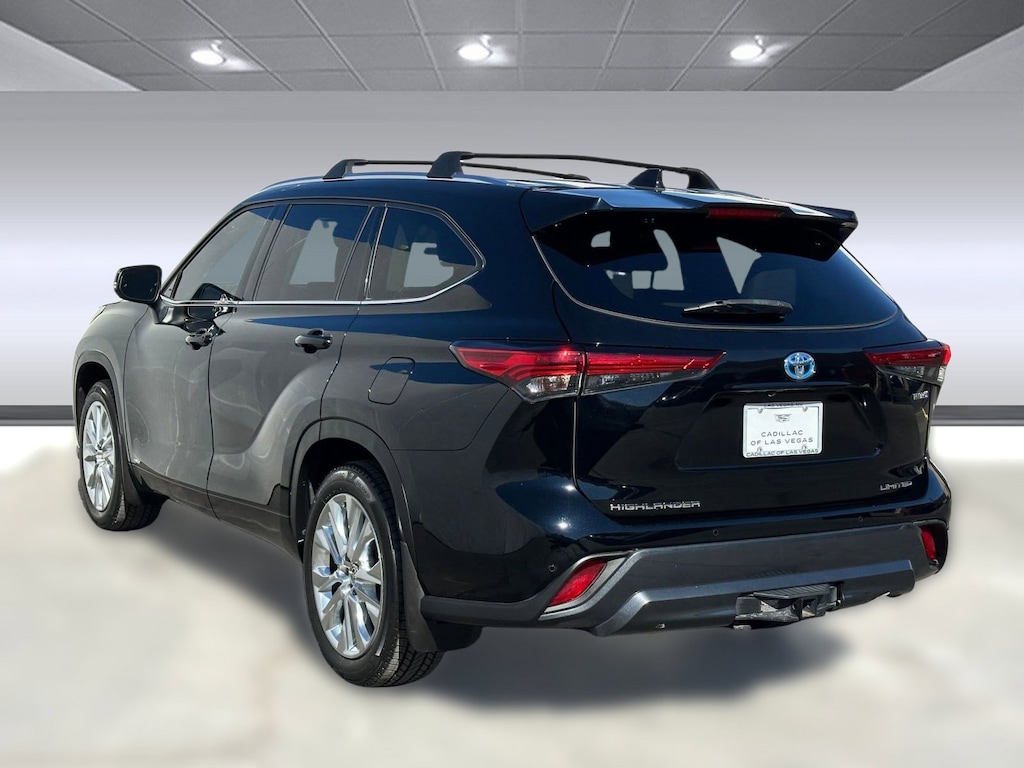 Used 2023 Toyota Highlander Hybrid Limited SUV