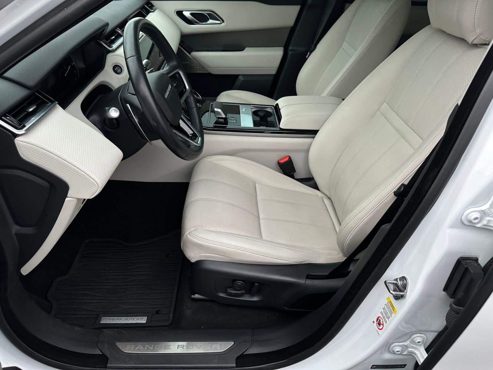 2022 Land Rover Range Rover Velar P250 S photo 4