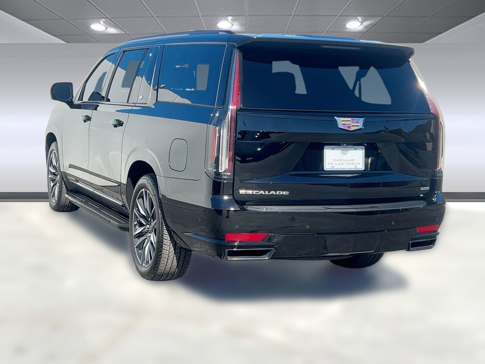 2023 Cadillac Escalade ESV Sport Platinum photo 3