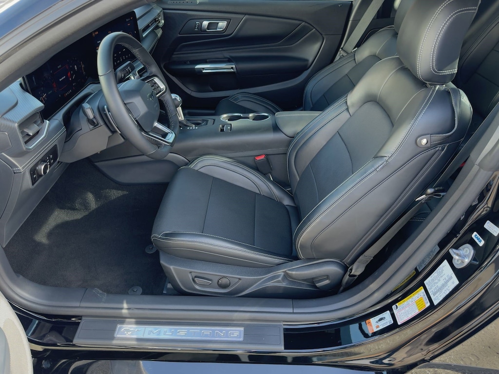 Used 2025 Ford Mustang Coupe