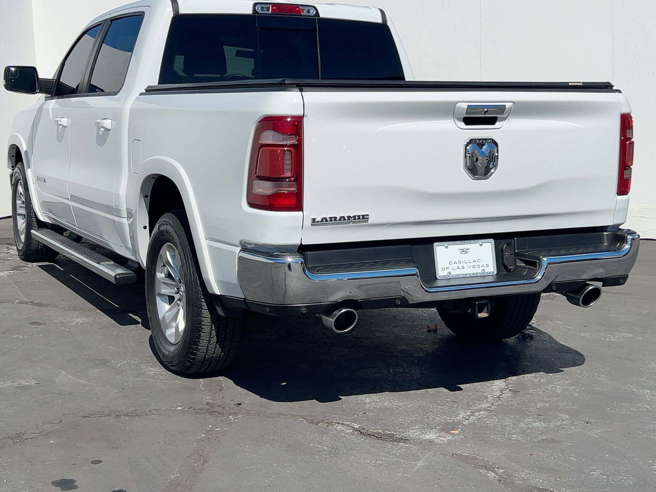 2020 Ram 1500 Laramie photo 3