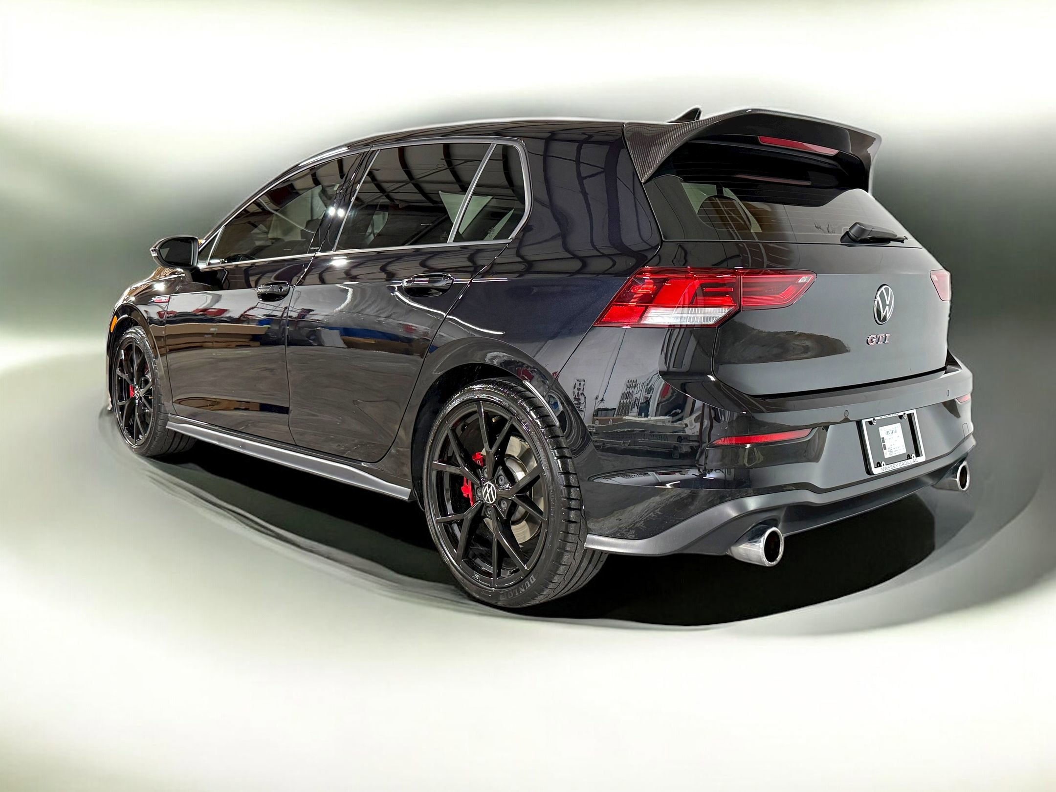 2024 Volkswagen Golf GTI 380 S photo 3