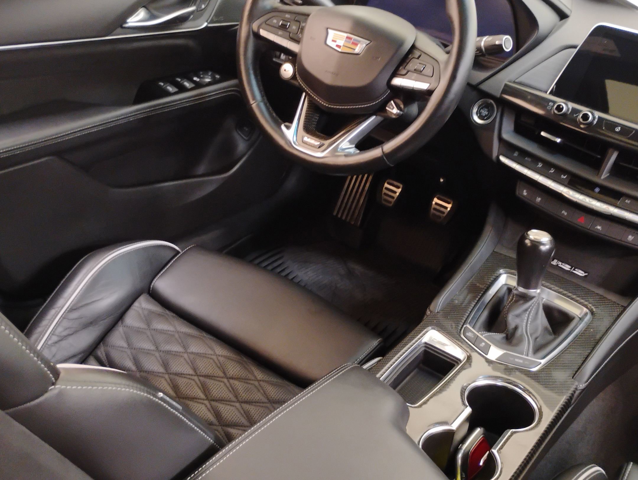 2022 Cadillac CT4 Blackwing photo 4
