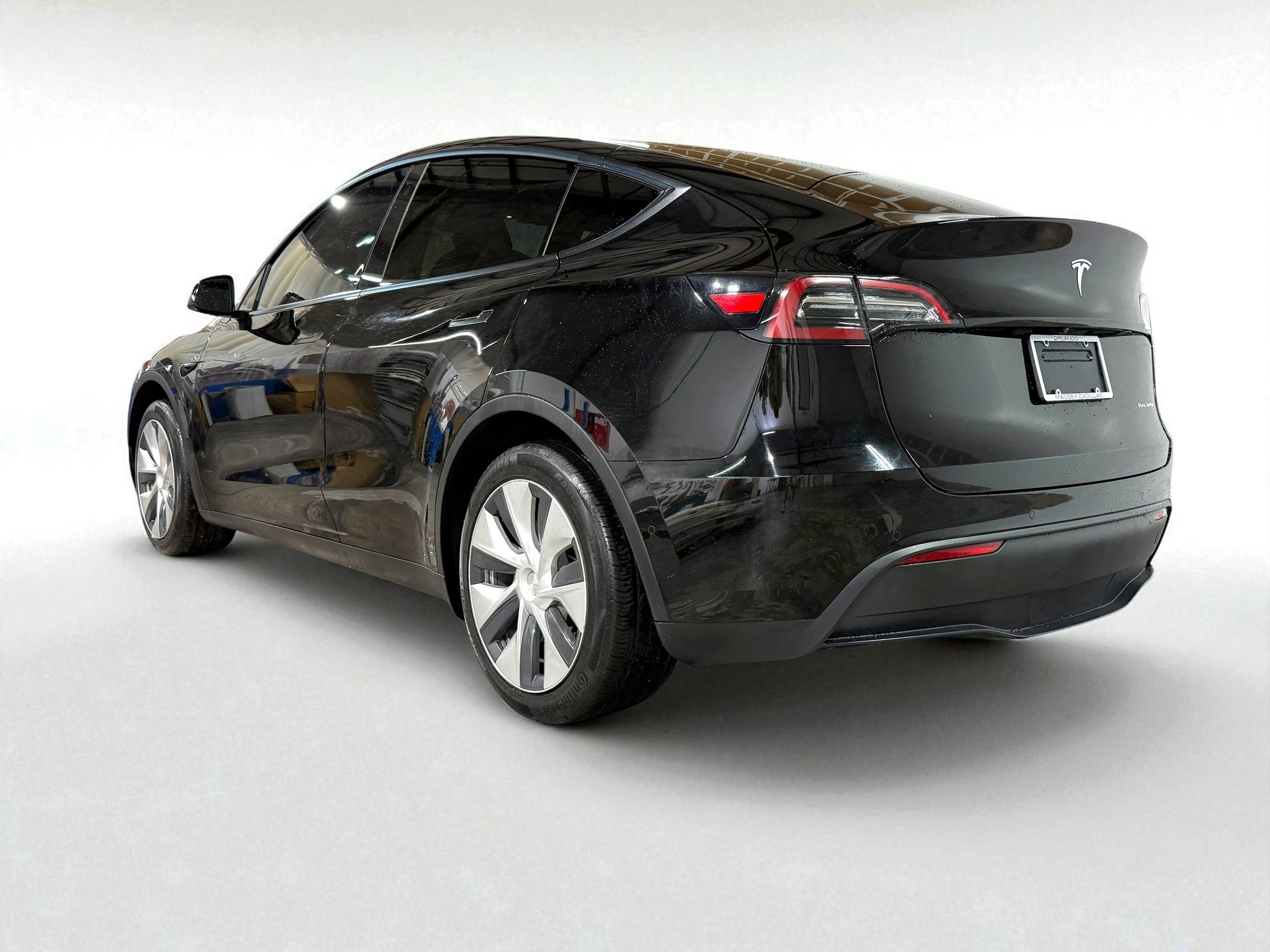 2021 Tesla Model Y Long Range photo 3
