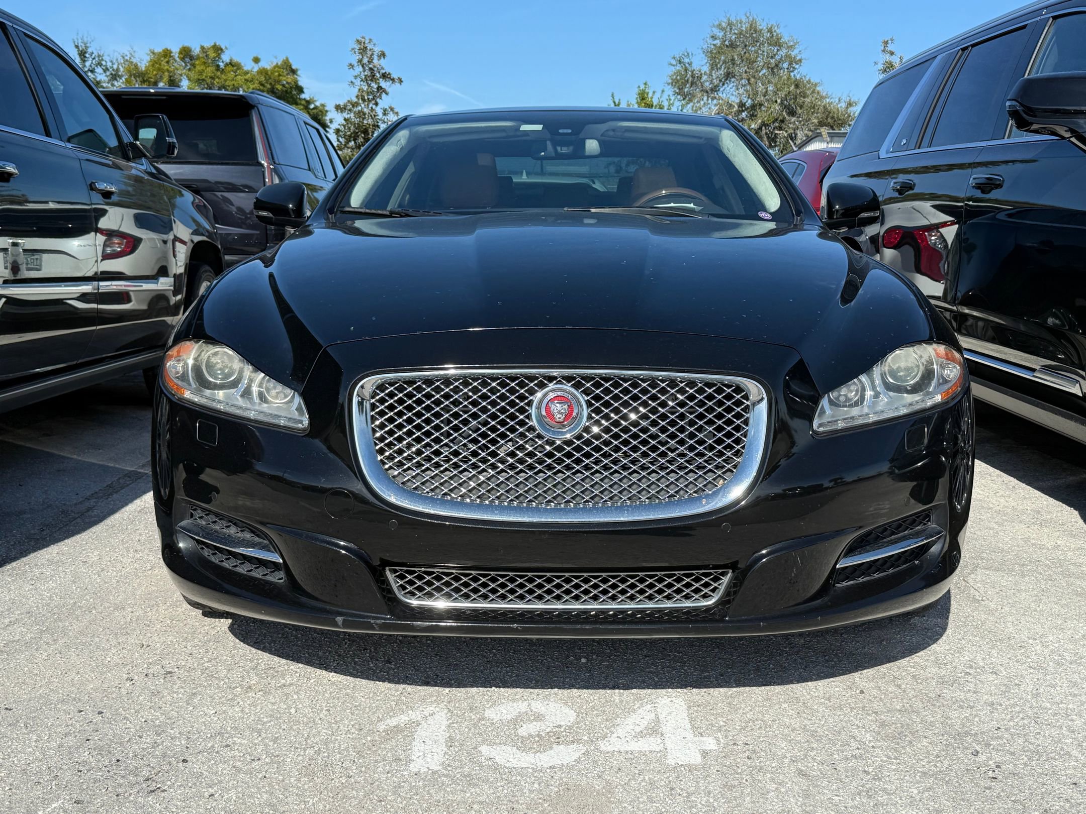 2015 Jaguar XJ XJL Portfolio photo 2