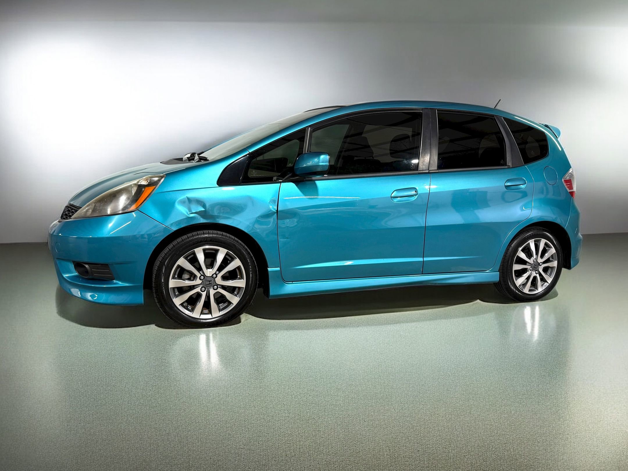 2013 Honda Fit Sport photo 2