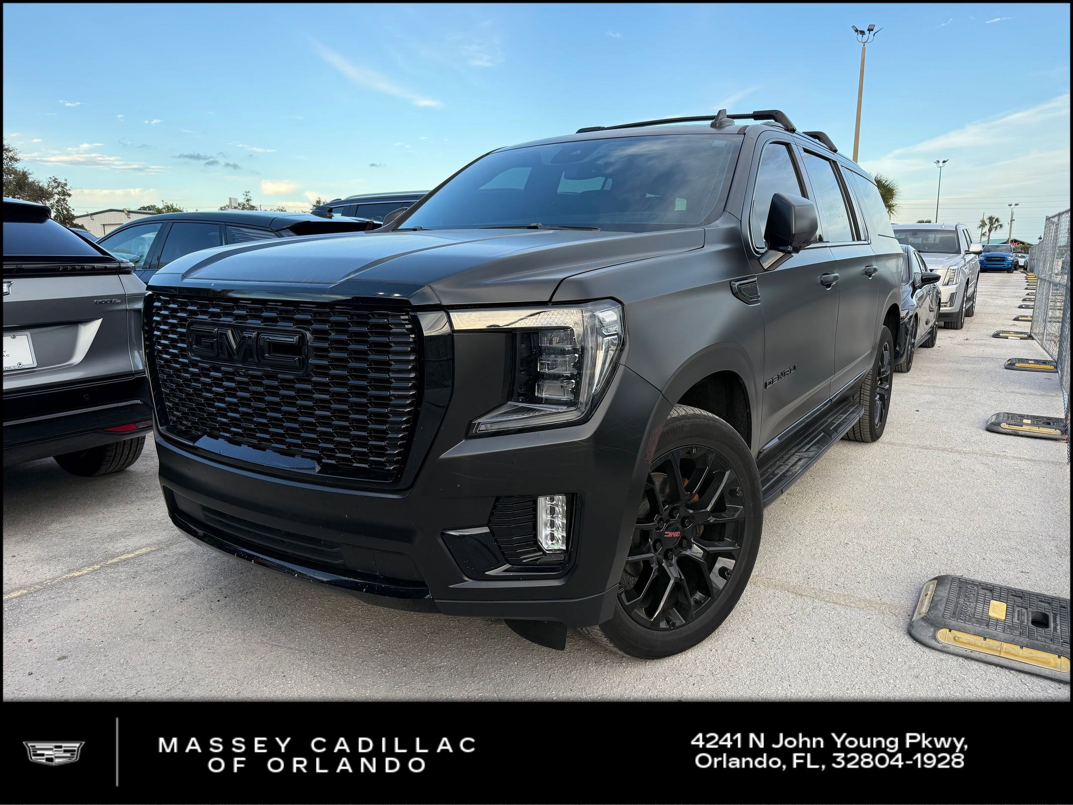 2023 GMC Yukon XL Denali's photo
