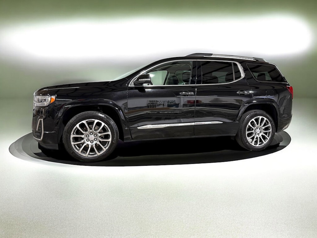 Used 2022 GMC Acadia Denali SUV