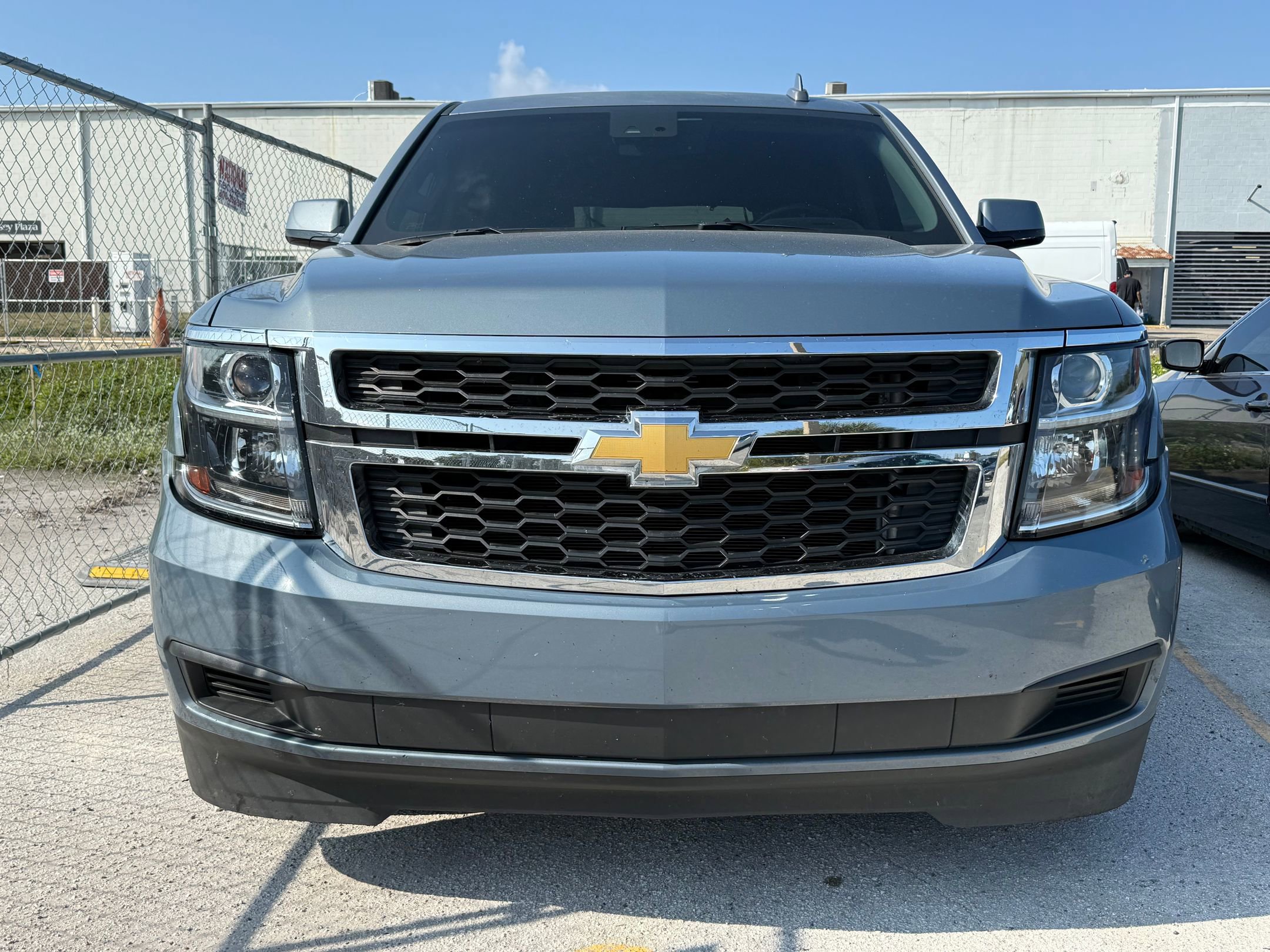 2015 Chevrolet Tahoe LT photo 3