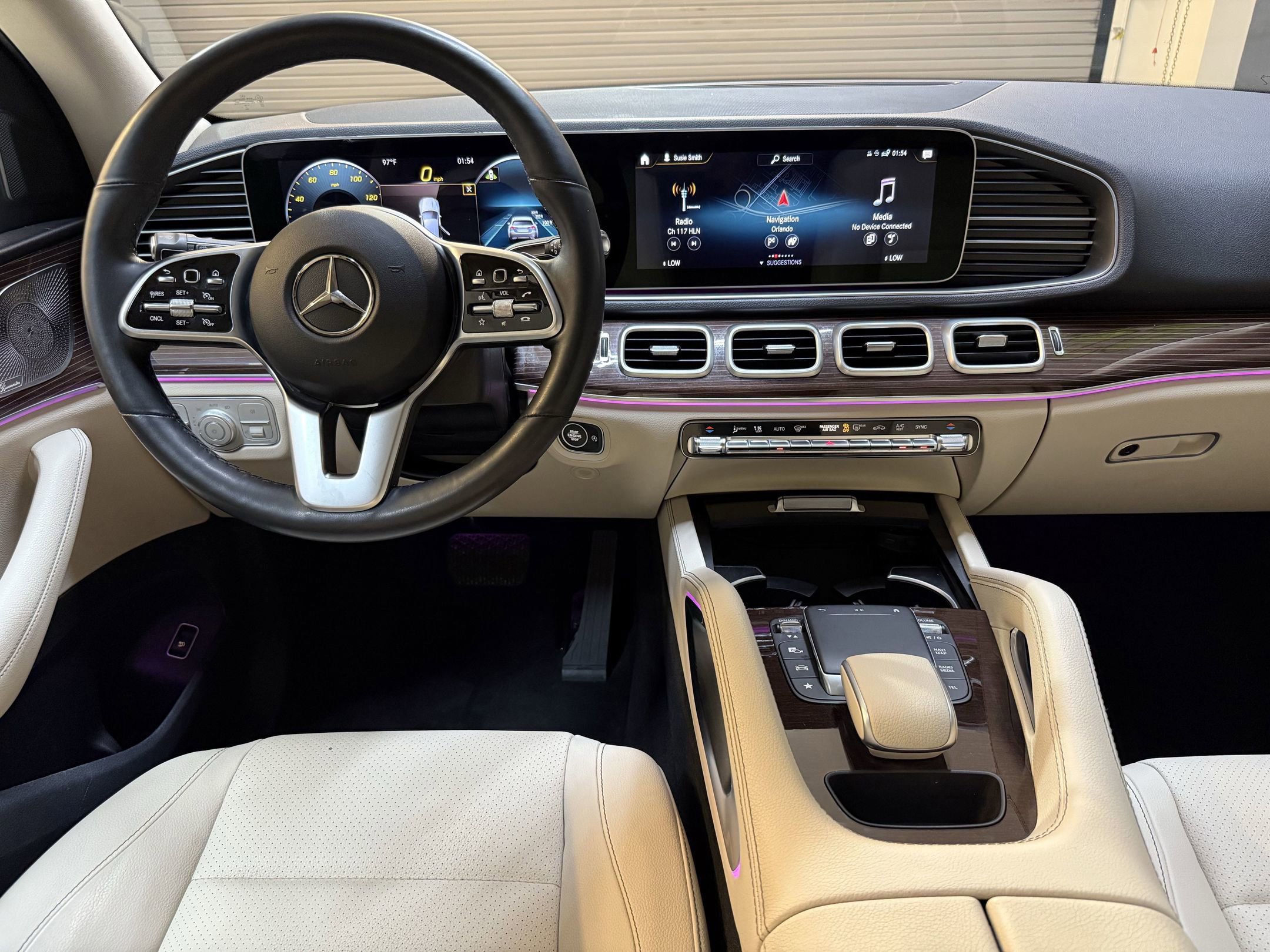 2022 Mercedes Benz GLE 350 photo 3