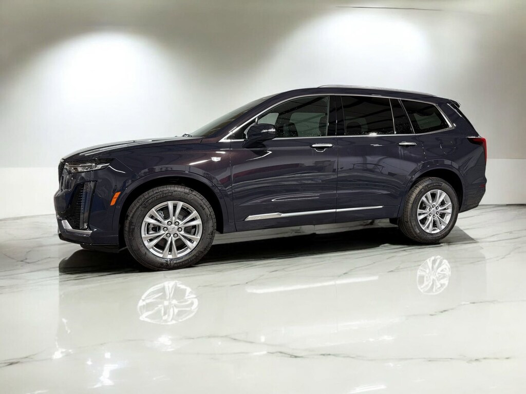New 2025 CADILLAC XT6 Luxury SUV