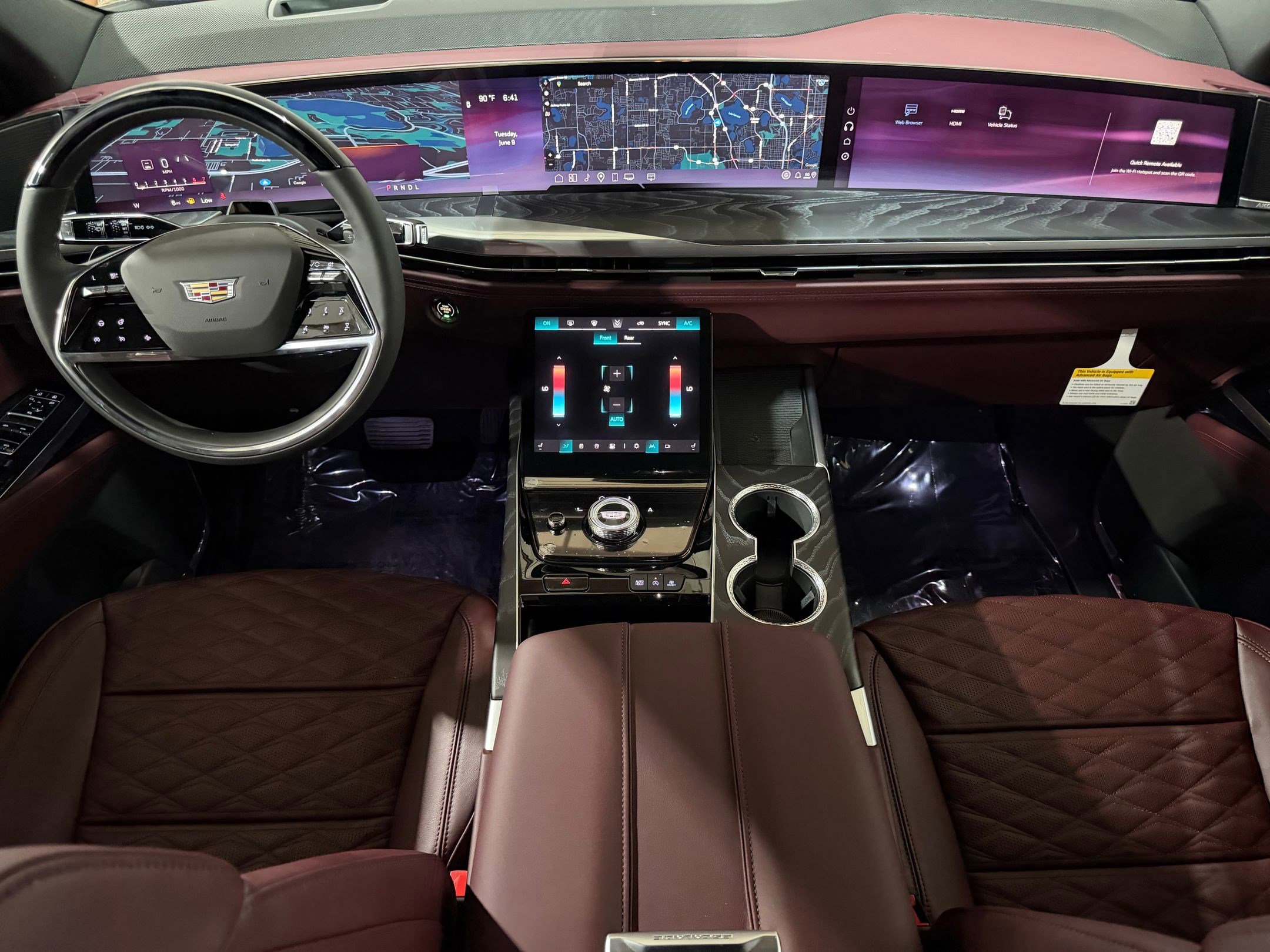 2026 Cadillac Escalade Luxury - Photo 13