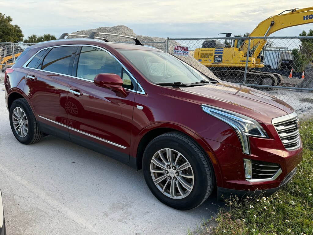 Used 2017 CADILLAC XT5 Luxury SUV